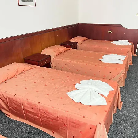 Dahlia Garden Hotel