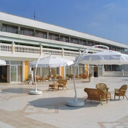 Dahlia Garden Goldstrand