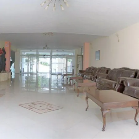 Ξενοδοχείο Dahlia Garden 3*