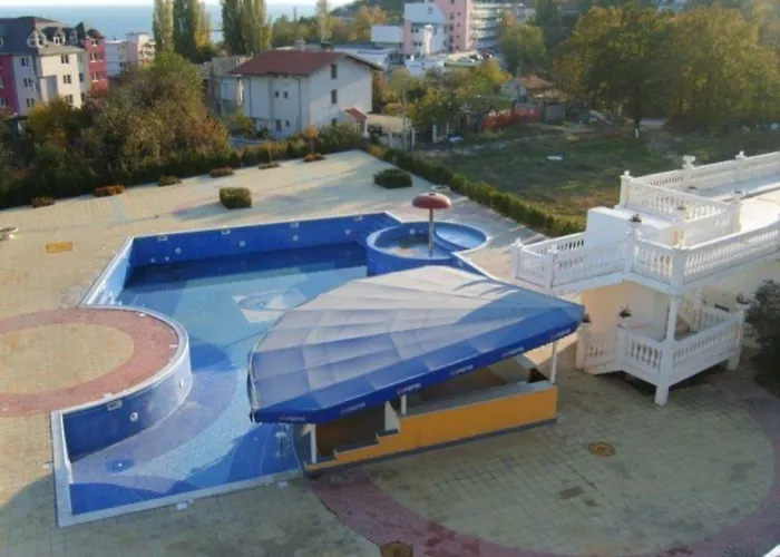 Dahlia Garden Złote Piaski